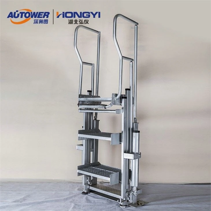 Folding Stairs Equipped With The Step Lock